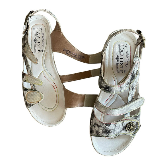 L'ARTISTE Sumacah Size 36/5.5-6 Silver White Hand Painted Leather Comfort Sandal - Picture 5 of 11